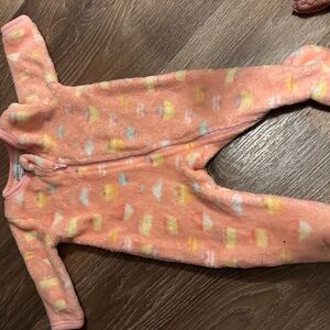 ☀️Adorable Peach Kids Footie Pajamas☀️